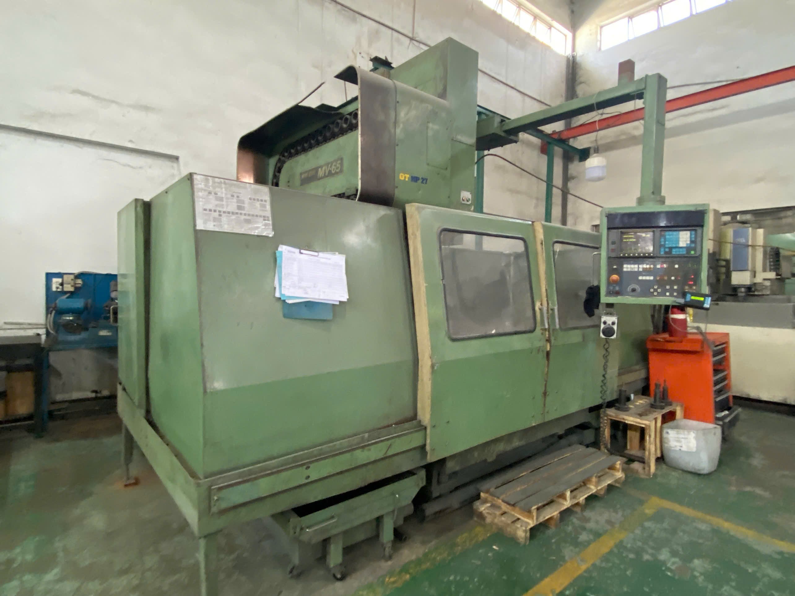 CNC milling machine 1.jpg